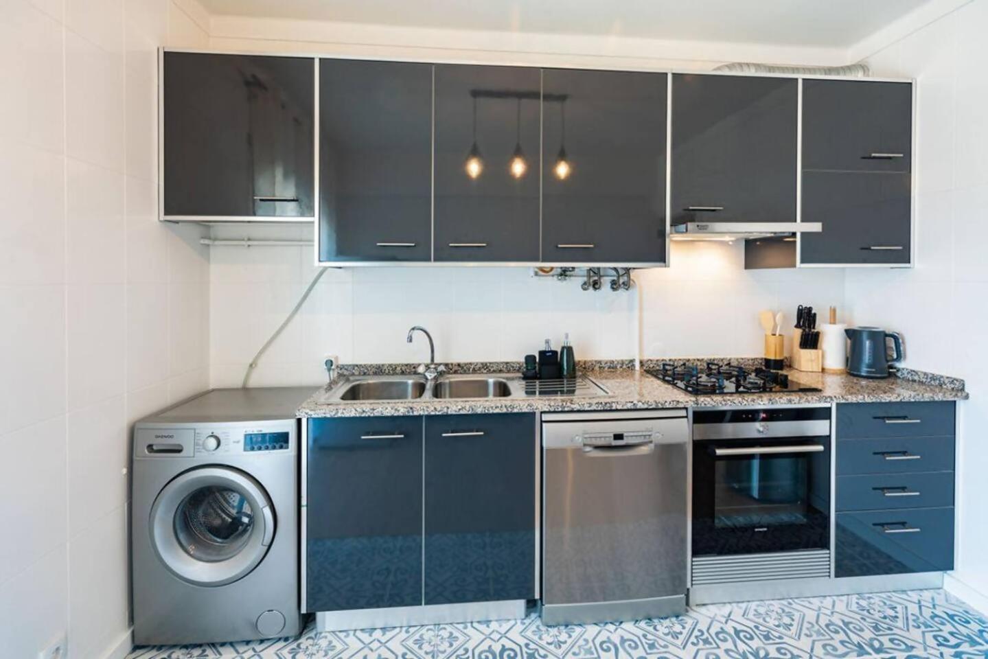 Modern Apartment 5 Mins Walking To The Santuary Фатима Экстерьер фото